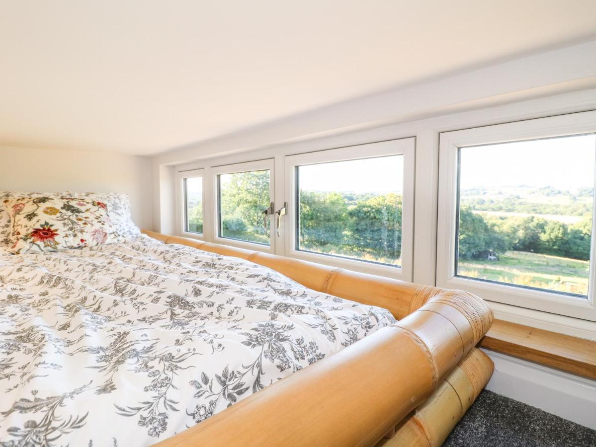 Cuckoo Nest Villa Chesterfield Exteriör bild